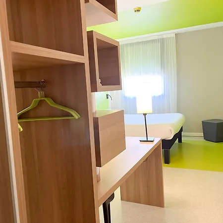Ibis Styles Gare Centre 3* Νιμ