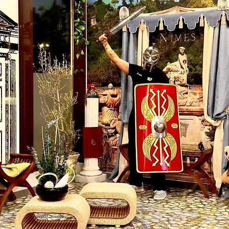 Otel Ibis Styles Gare Centre Nîmes