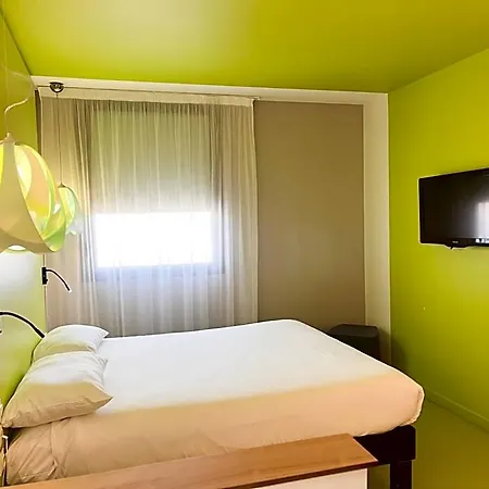 Ibis Styles Gare Centre Hotel