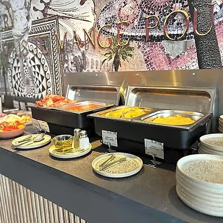 Ibis Styles Gare Centre Hotel 3*