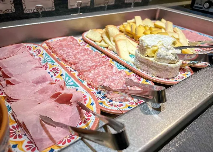 Ibis Styles Gare Centre Hotel 3*